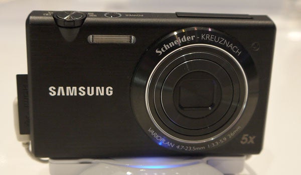 Samsung MV800 Multiview 1
